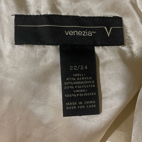 FAUX FUR SATIN LINED DRESSY OVERCOAT FOR ANY FORMAL OCCASION by VENEZIA - Picture 3 of 14